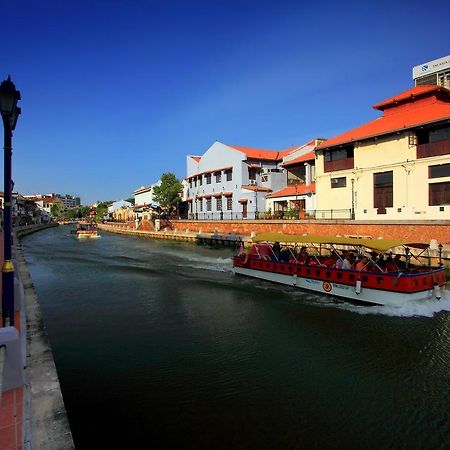 Orkid Hotel Melaka Exterior photo