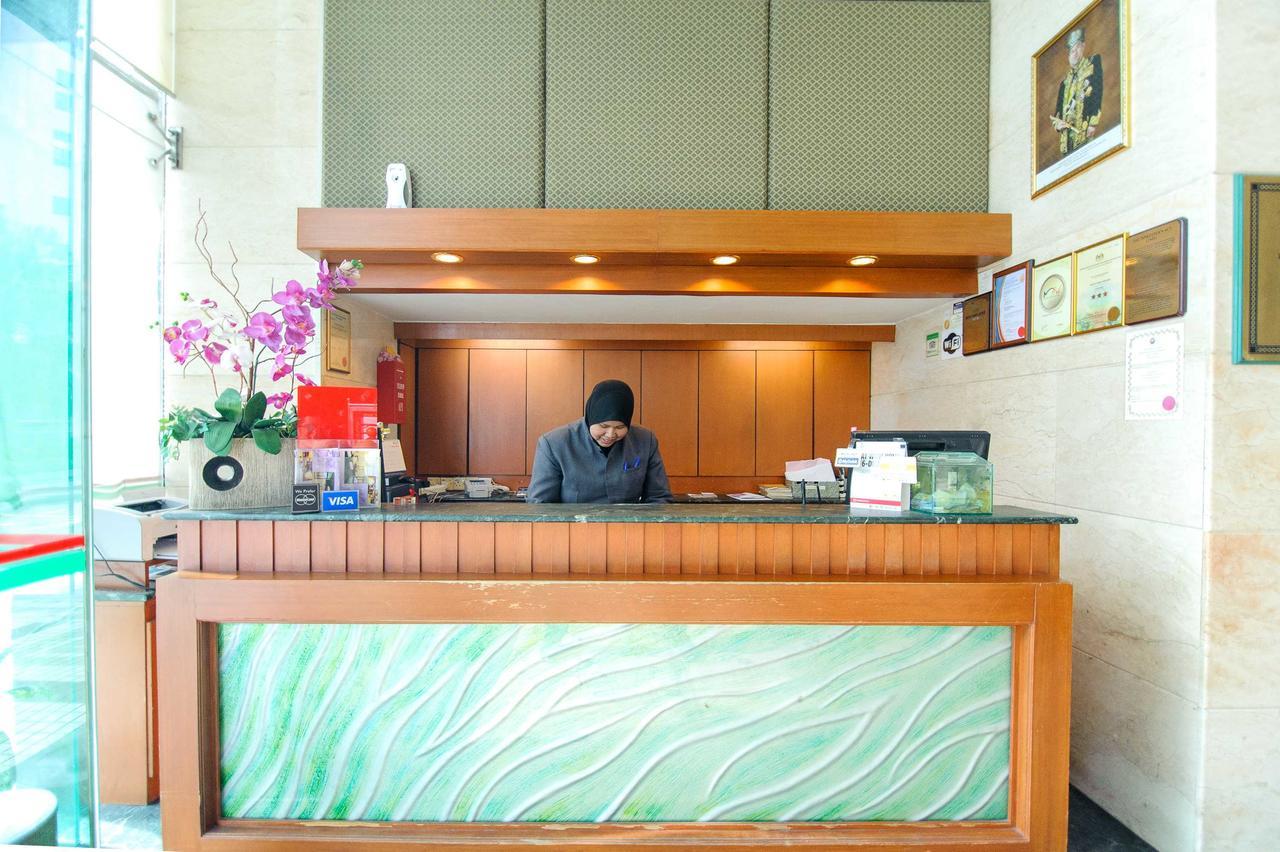 Orkid Hotel Melaka Exterior photo