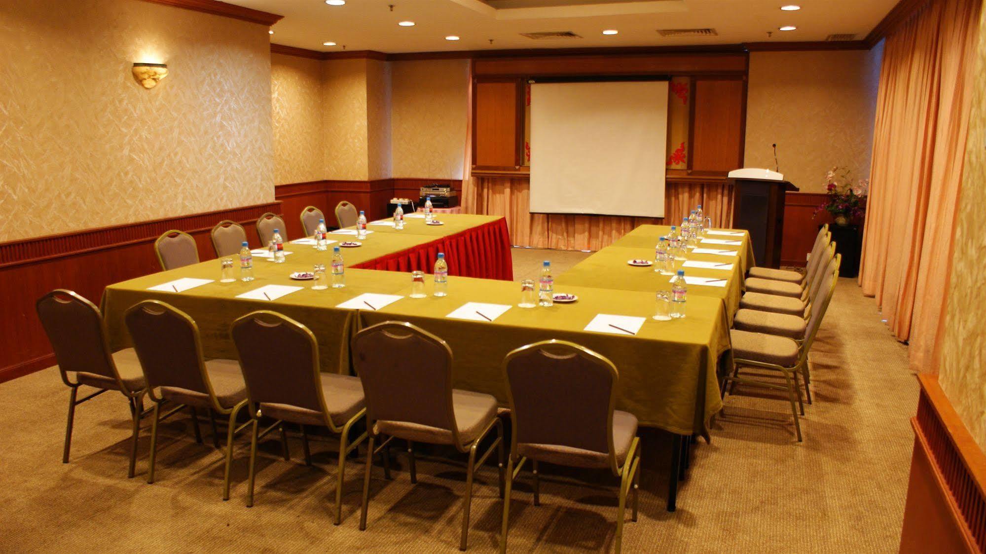Orkid Hotel Melaka Exterior photo